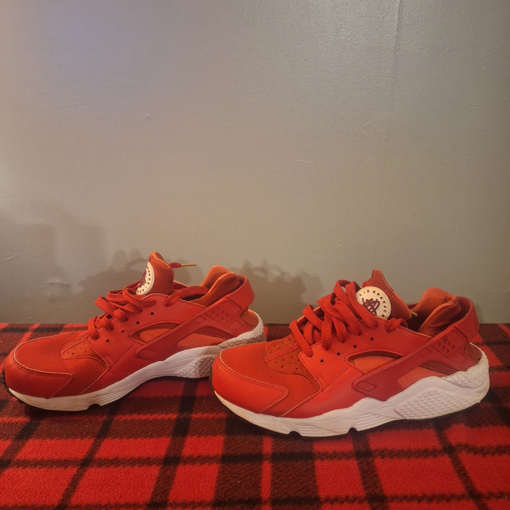 Nike Red and White Men's Shoes